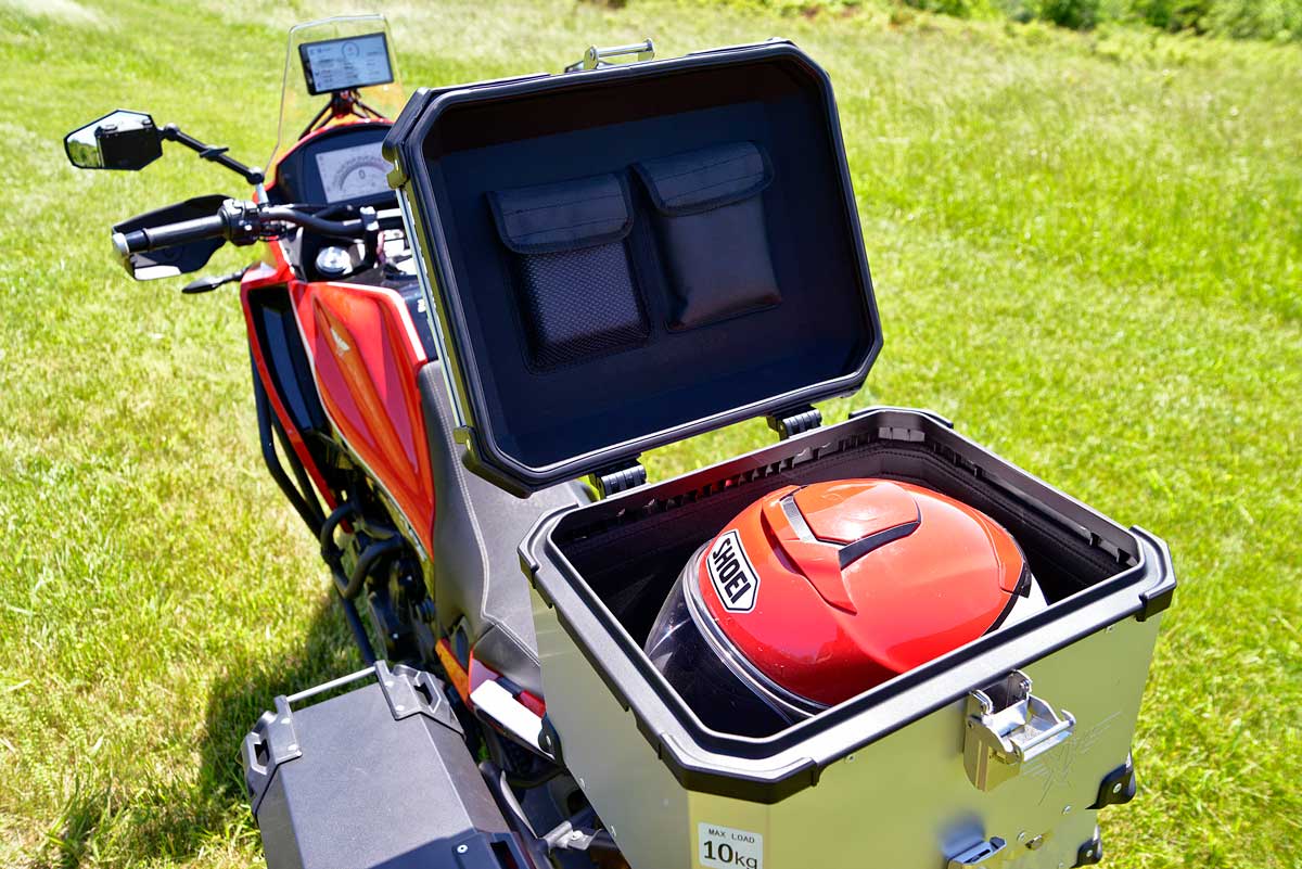 MotoMorini XCape650 Review luggage
