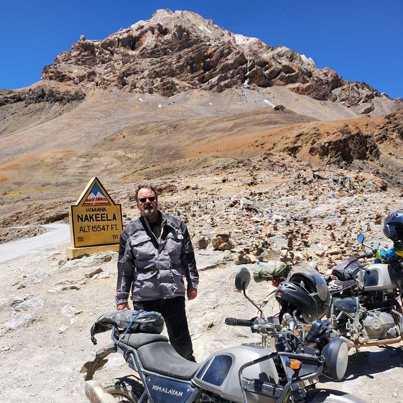 Cavalcare l'Himalaya sugli Himalayani è poco