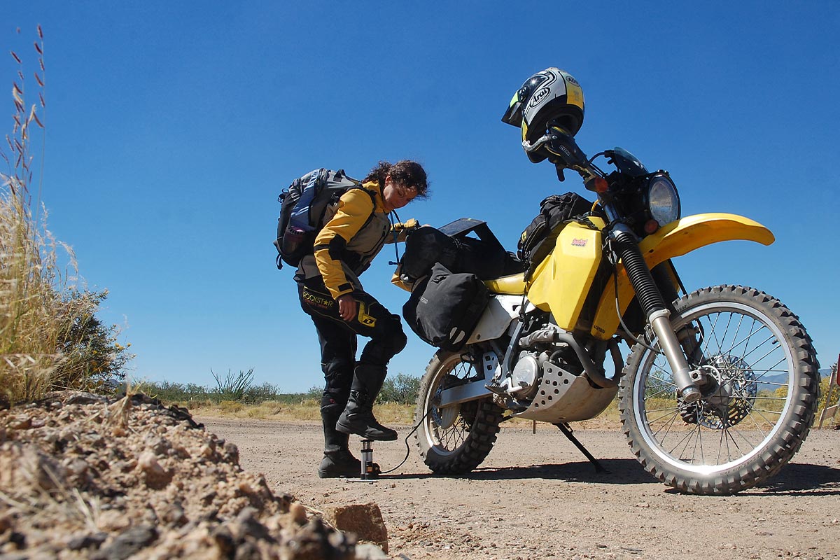تصویر بدنه Southwestern Solo A Two Wheeled Vision Quest 5