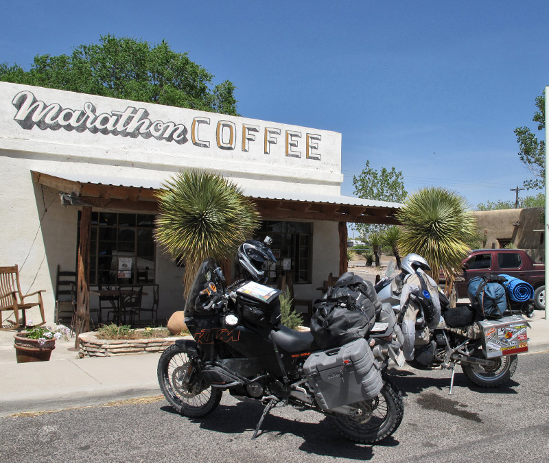 Ecco l'immagine del corpo di Texas Three Gals Hit the Road 5