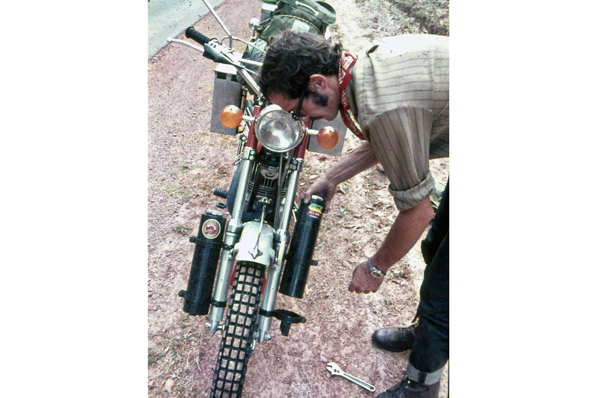 Immagine corporea 2 Way Back Then Adventure Motorcycling