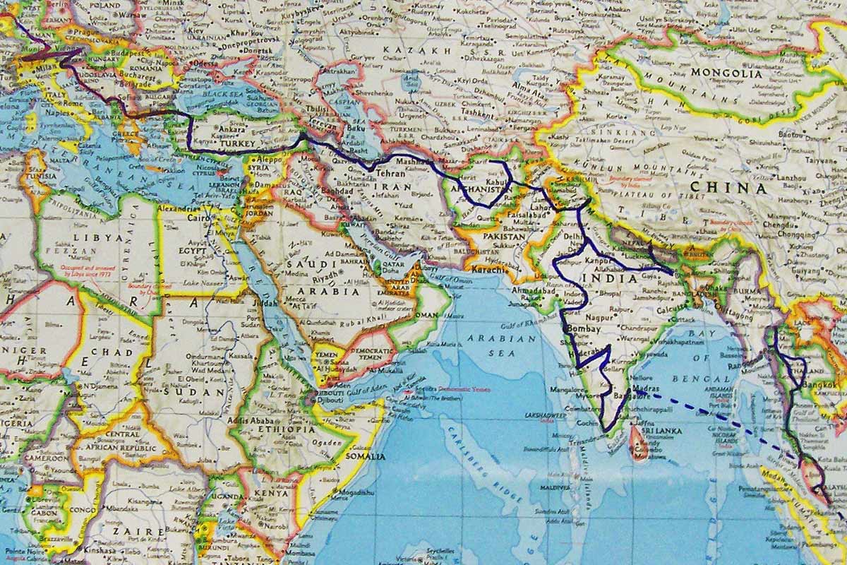 Immagine corporea 8 Way Back Then Adventure Motorcycling