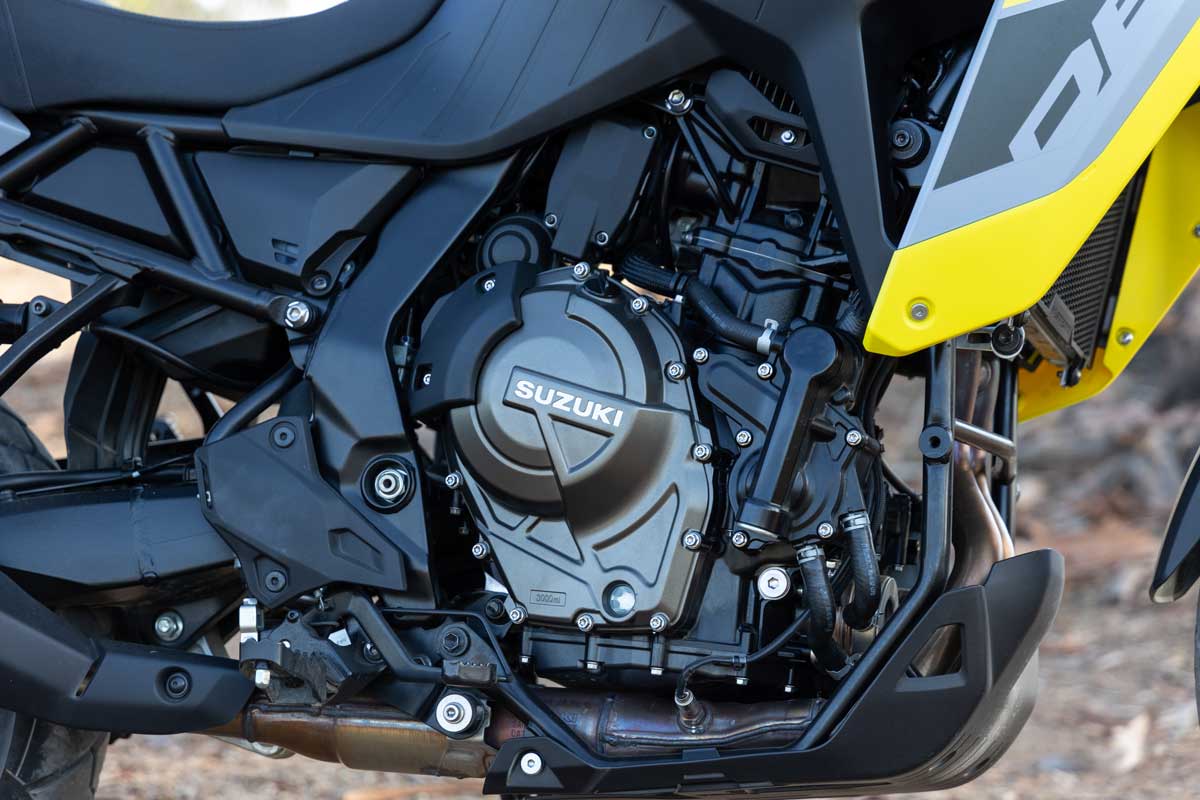 Suzuki VStrom800DE engine