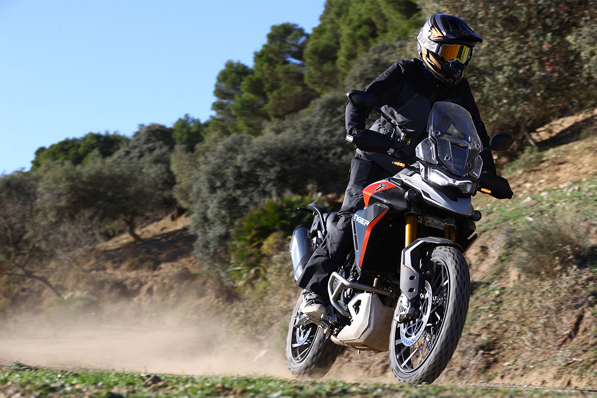 The 2024 Triumph Tiger 900 GT Pro and Rally Pro body image 7