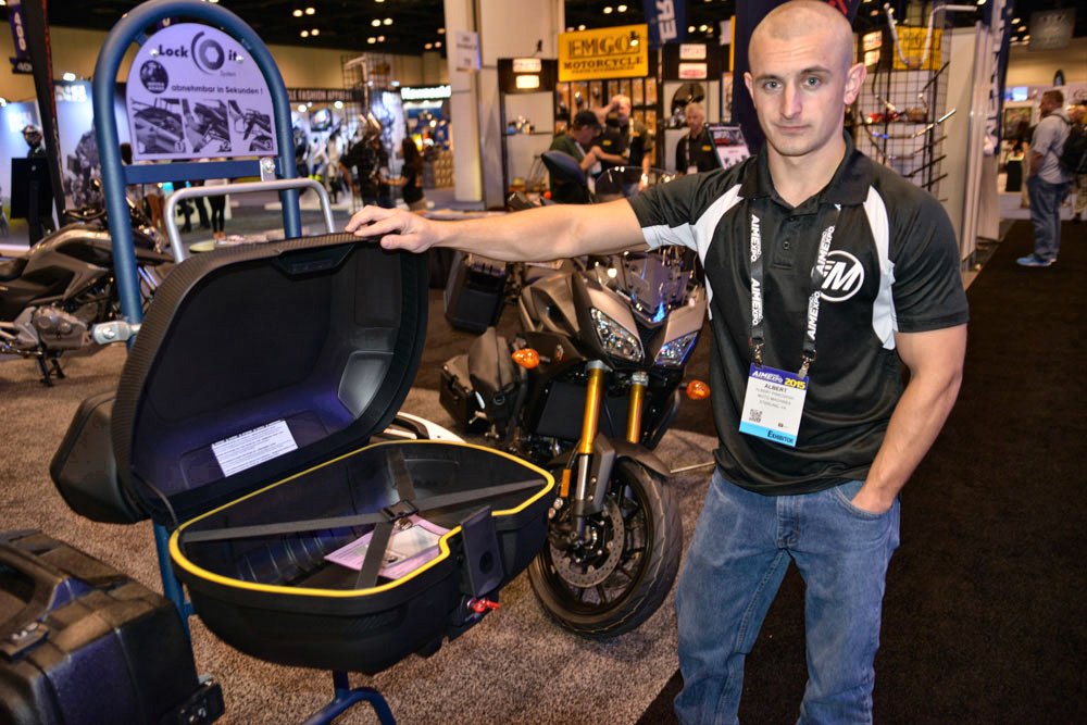 AIMExpo2015-010-MotoMachine-Orbit54L