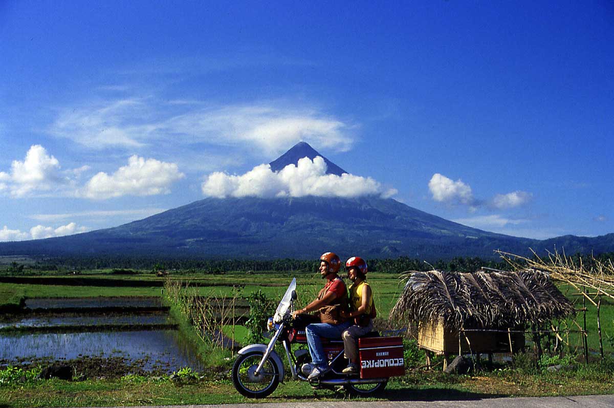 Paul Pratt Mayon Volcano South Luzon S Korea